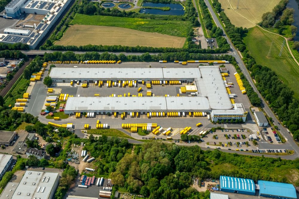 Aerial photograph Hagen - Building complex and distribution center on the site DHL International GmbH - DHL Group in Hagen in the state North Rhine-Westphalia, Germany