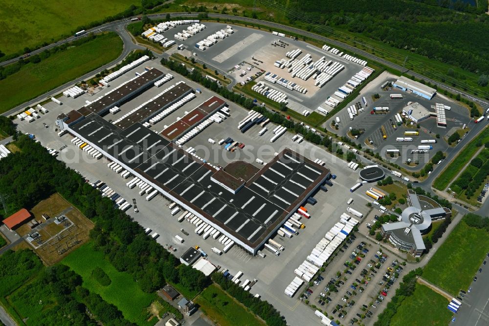 Lehrte from the bird's eye view: Building complex and distribution center on the site DPD Depot on Europastrasse in Lehrte in the state Lower Saxony, Germany