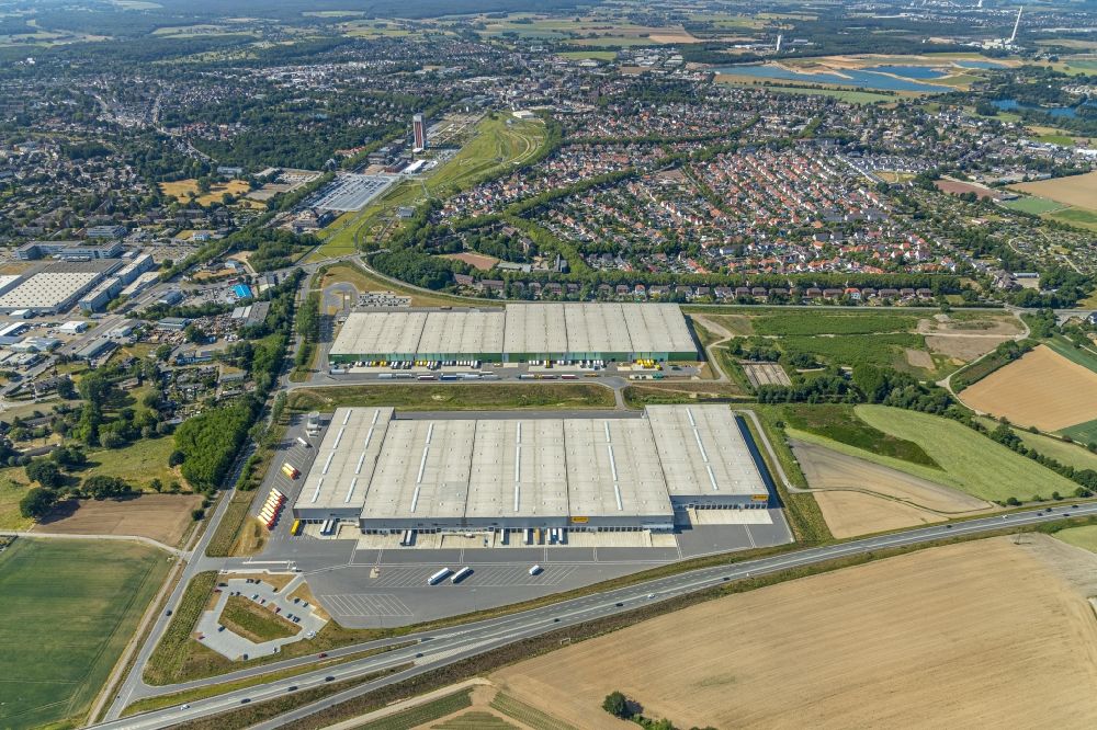 Kamp-Lintfort from the bird's eye view: Building complex and distribution center on the site on Norddeutschlandstrasse in the district Niersenbruch in Kamp-Lintfort in the state North Rhine-Westphalia, Germany