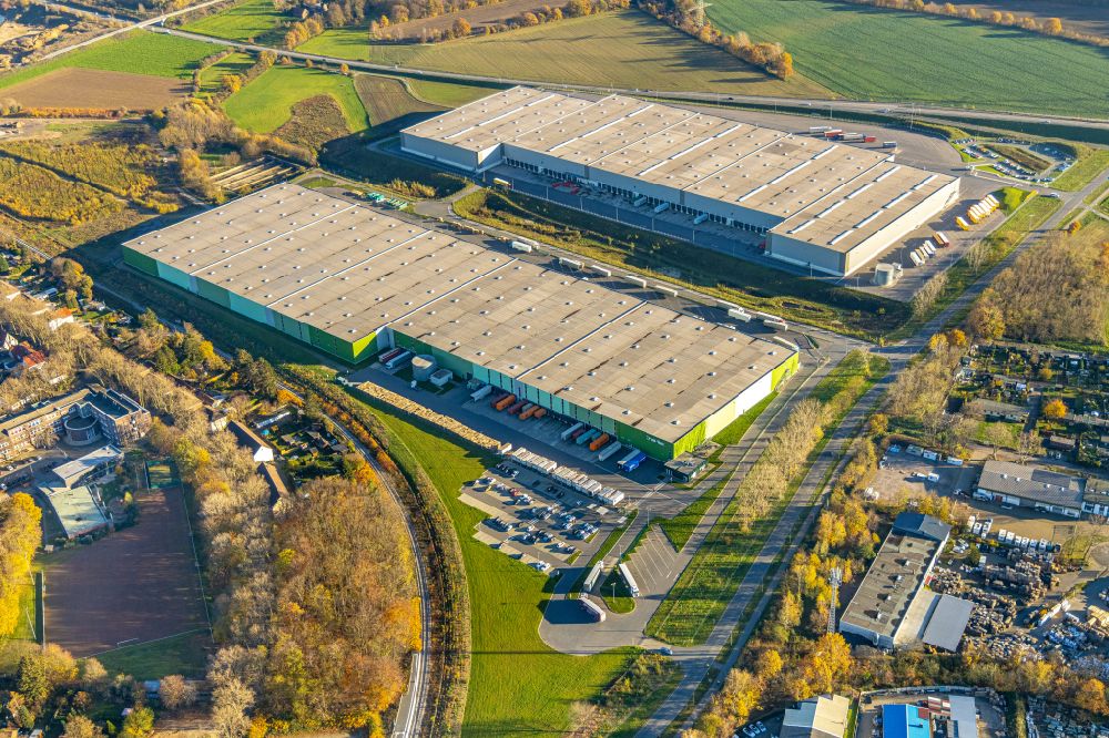 Aerial photograph Kamp-Lintfort - Building complex and distribution center on the site on Norddeutschlandstrasse in the district Niersenbruch in Kamp-Lintfort at Ruhrgebiet in the state North Rhine-Westphalia, Germany
