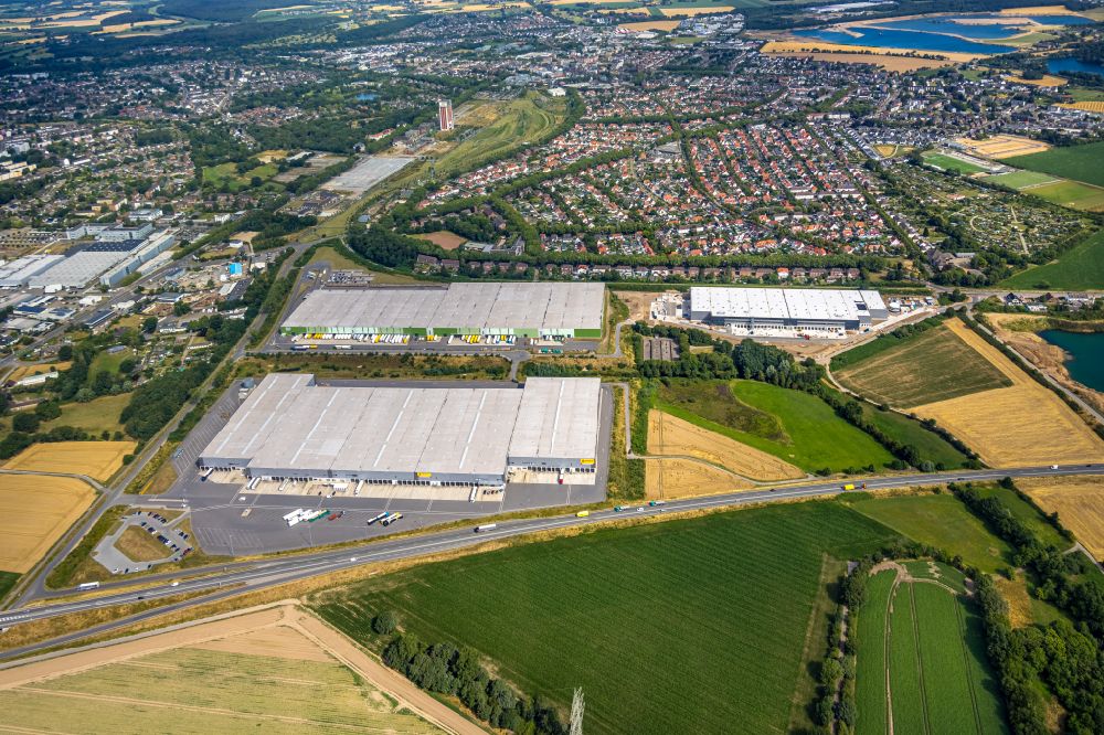 Aerial photograph Kamp-Lintfort - Building complex and distribution center on the site on Norddeutschlandstrasse in the district Niersenbruch in Kamp-Lintfort at Ruhrgebiet in the state North Rhine-Westphalia, Germany