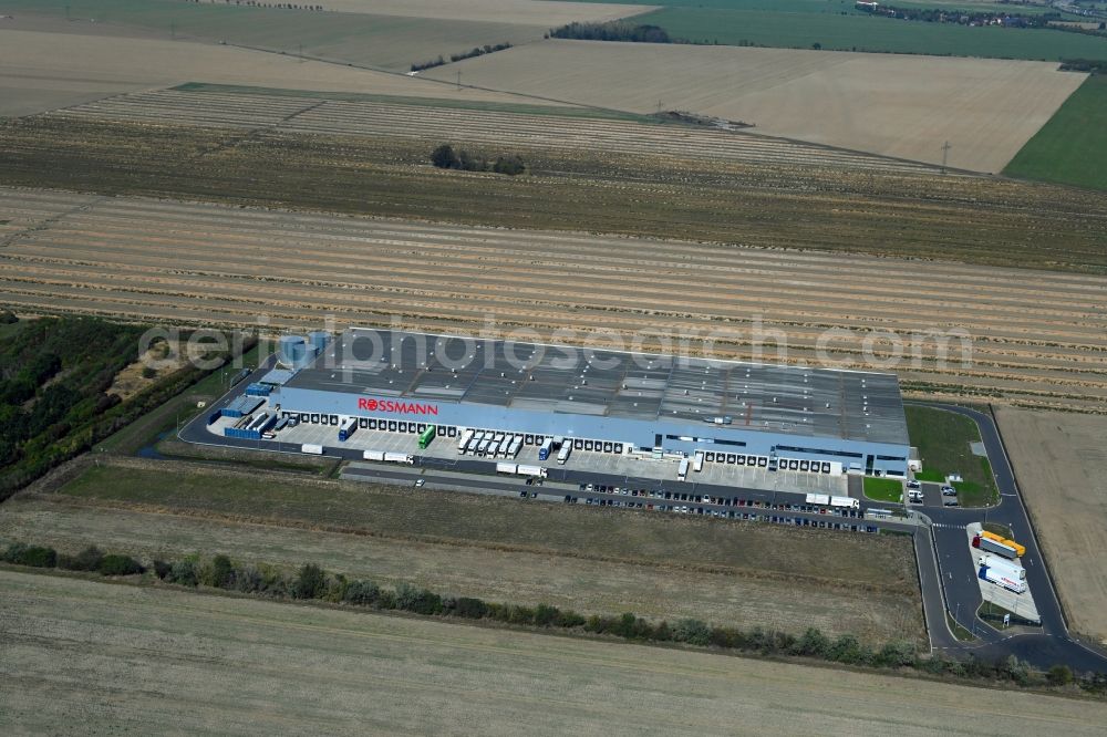 Sandersdorf-Brehna from the bird's eye view: Building complex and distribution center on the site of Rossmann Logistik on Muenchener Strasse in the district Brehna in Sandersdorf-Brehna in the state Saxony-Anhalt, Germany