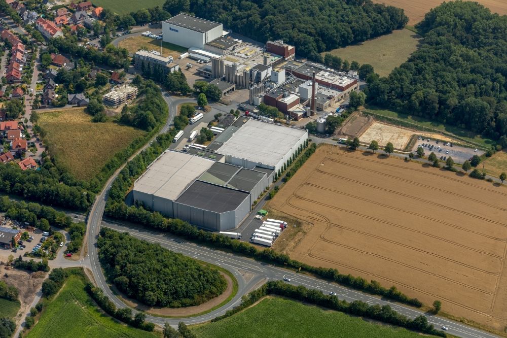Everswinkel from above - Building complex and distribution center on the site of Tiefkuehlcenter Everswinkel GmbH in Everswinkel in the state North Rhine-Westphalia, Germany