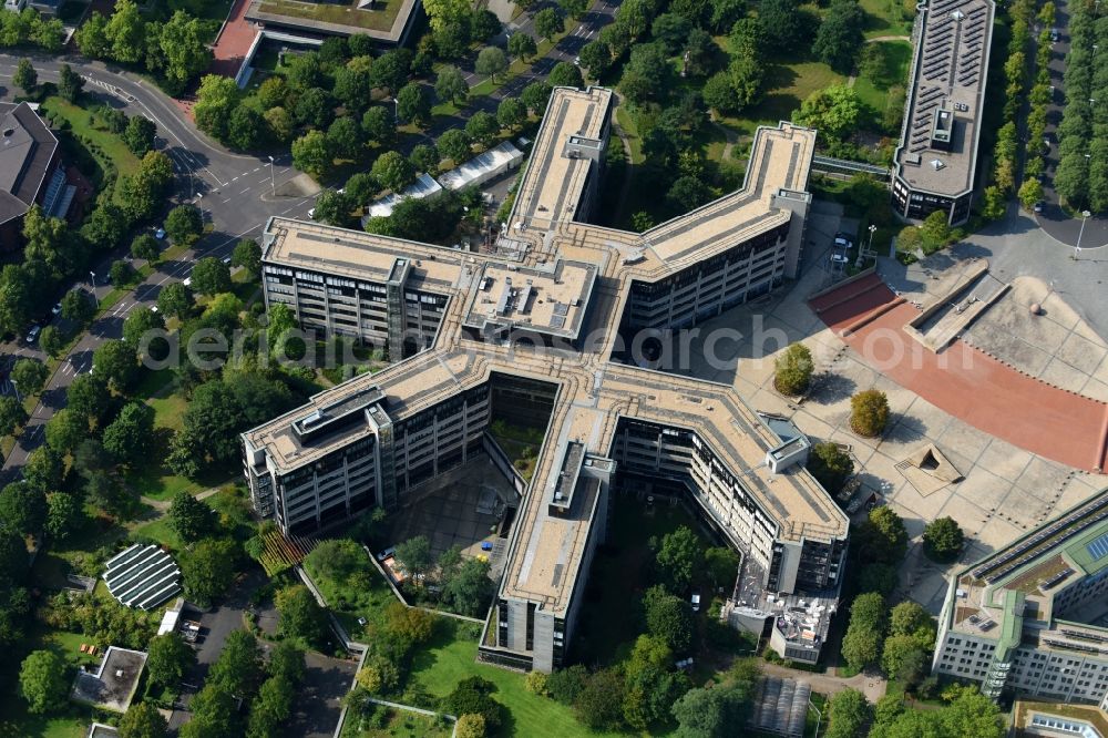 Bonn from the bird's eye view: Building complex of the Ministry - Bandesministerium fuer Verkehr and digitale Infrastruktur (BMVI) on Robert-Schuman-Platz in the district Bad Godesberg in Bonn in the state North Rhine-Westphalia, Germany