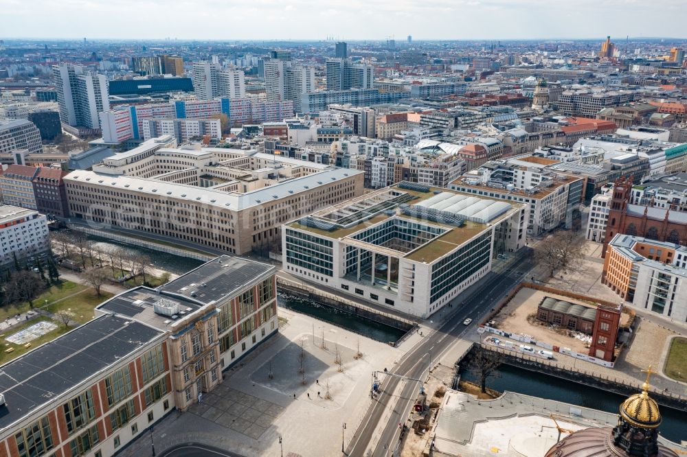 Aerial photograph Berlin - Building complex of the Ministry of Foreign Affairs in the district Mitte in Berlin