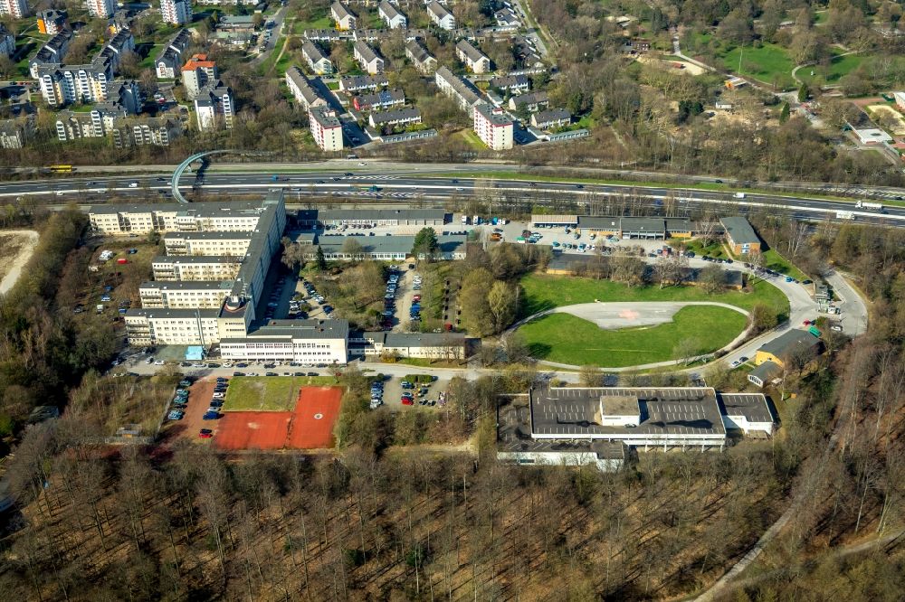 Aerial photograph Essen - Building complex of the police - Landespolizeischule on Norbertstrasse in the district Bredeney in Essen in the state North Rhine-Westphalia, Germany