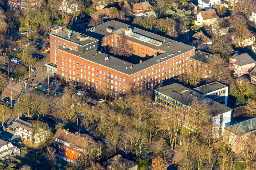Duisburg from above - Building complex of the police Polizeipraesidium Duisburg in the district Dellviertel in Duisburg in the state North Rhine-Westphalia, Germany