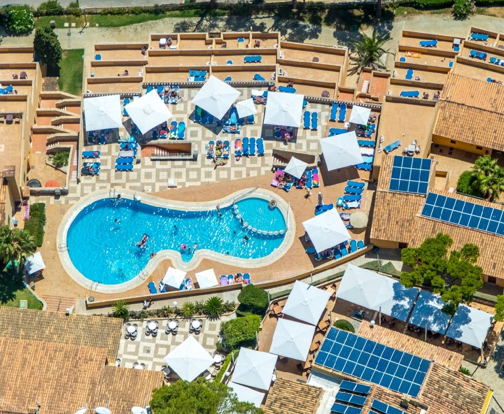 Rotes Velles from the bird's eye view: Complex and pool of the hotel building Club Santa Ponsa in Rotes Velles in Balearische Insel Mallorca, Spain