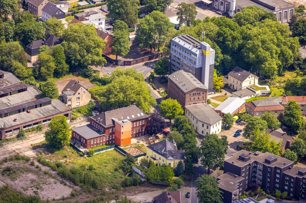 Aerial photograph Herne - Publishing house complex of the press and media house NWB Verlag GmbH on street Eschstrasse in Herne at Ruhrgebiet in the state North Rhine-Westphalia, Germany