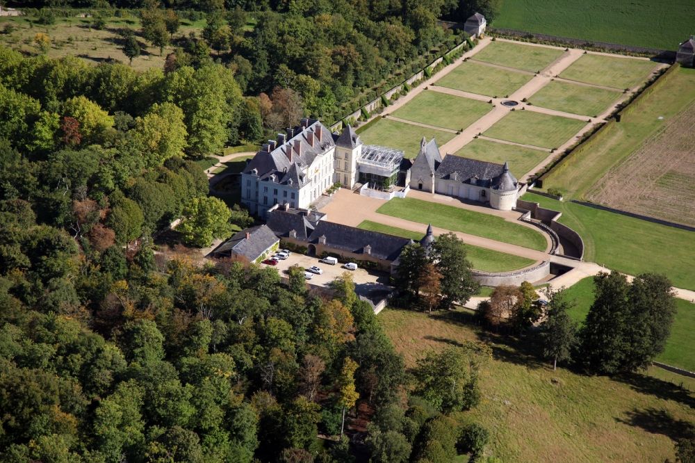 Aerial photograph Maze - Building complex in the park of the castle Chateau de Montgeoffroy in Maze in Pays de la Loire, France. The building and the original interiors have survived the French Revolution and the subsequent turmoil without damage
