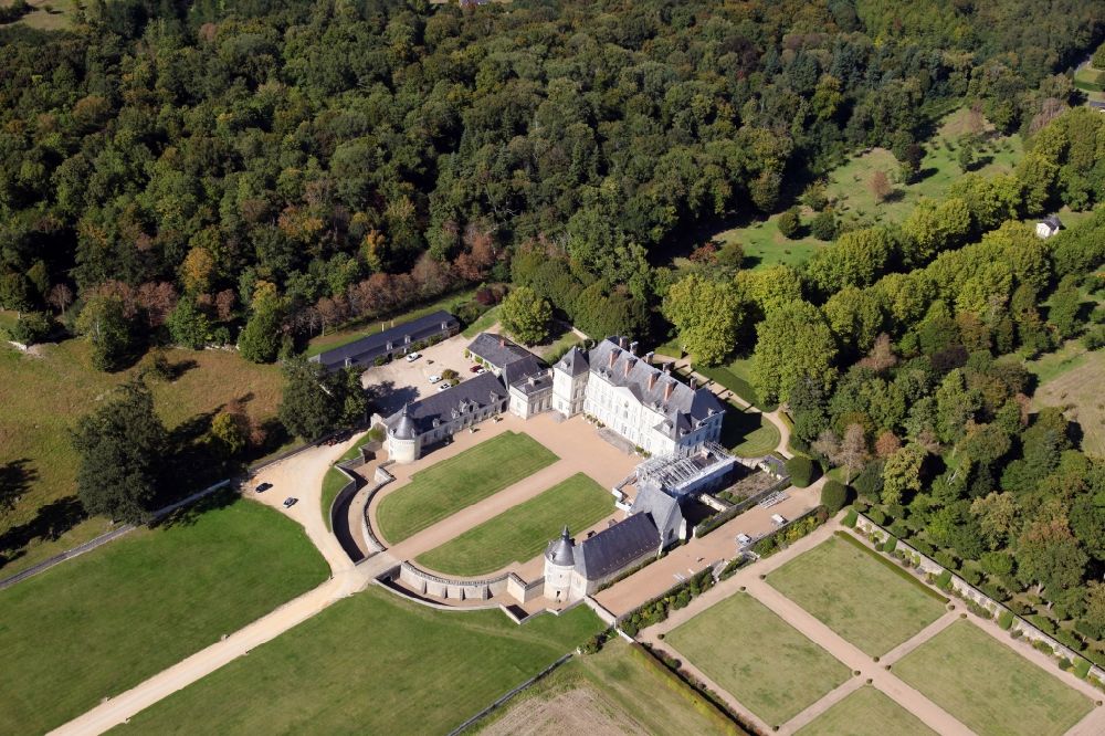 Aerial photograph Maze - Building complex in the park of the castle Chateau de Montgeoffroy in Maze in Pays de la Loire, France. The building and the original interiors have survived the French Revolution and the subsequent turmoil without damage