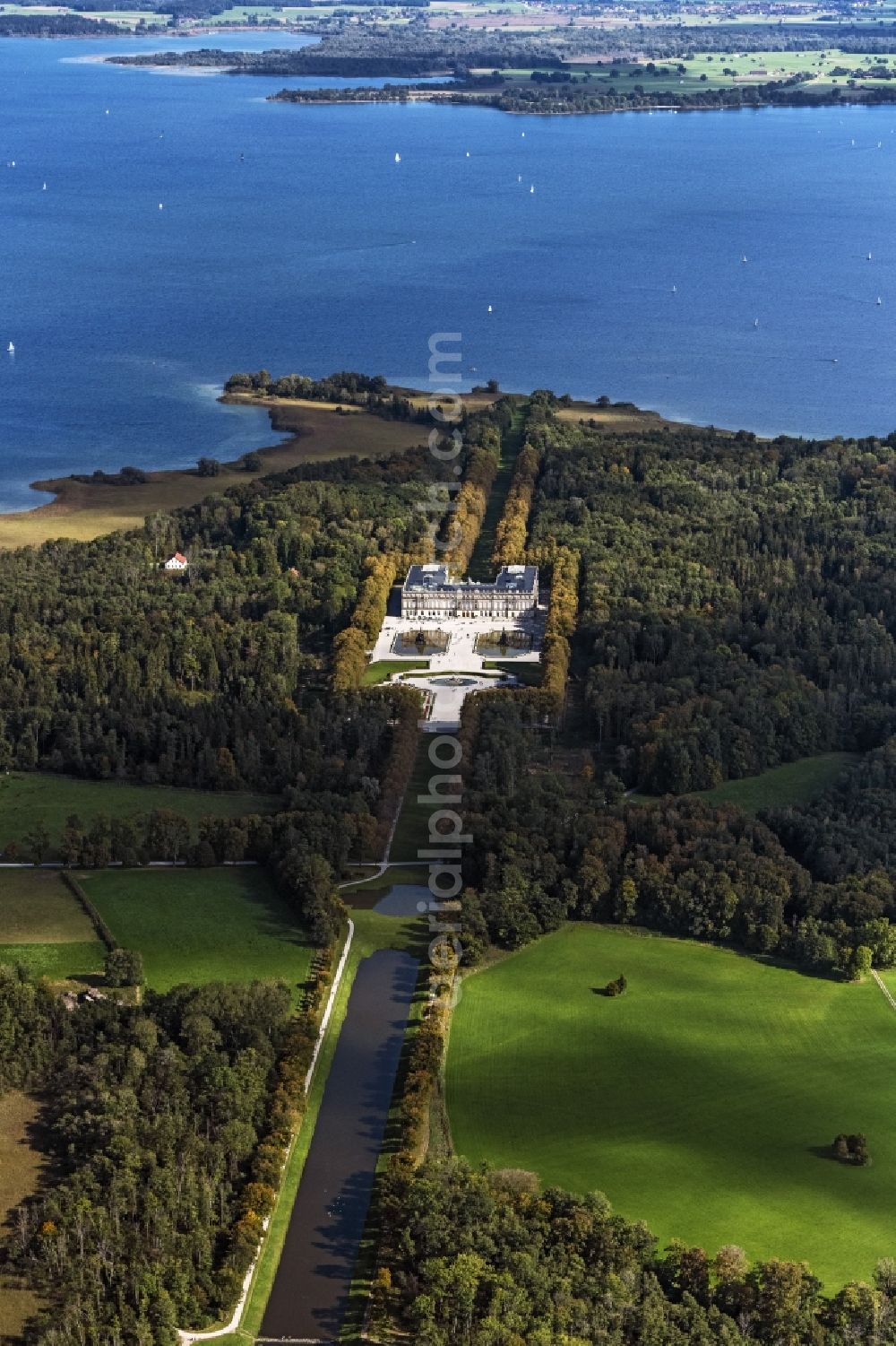 Chiemsee from the bird's eye view: Building complex in the park of the castle Herrenchiemsee in Chiemsee in the state Bavaria
