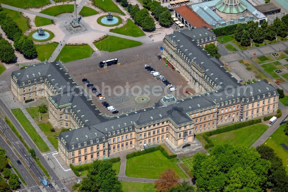 Aerial photograph Stuttgart - Building complex in the park of the castle Neues Schloss (Stuttgart) on Schlossplatz in the district Oberer Schlossgarten in Stuttgart in the state Baden-Wurttemberg, Germany