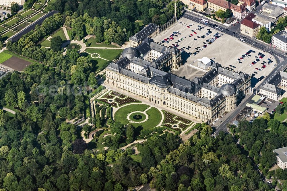 Würzburg from the bird's eye view: Building complex in the park of the castle Residenz Wuerzburg in Wuerzburg in the state Bavaria