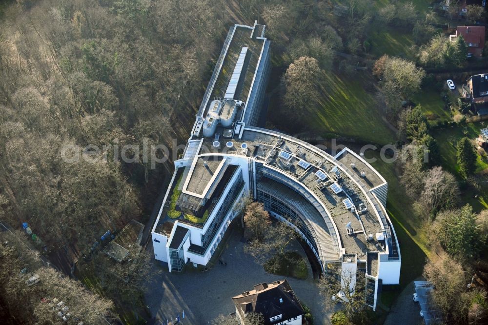 Aerial photograph Schwerin - Complex of buildings with satellite dishes on the transmitter broadcasting center NDR Landesfunkhaus in Schwerin in the state Mecklenburg - Western Pomerania, Germany