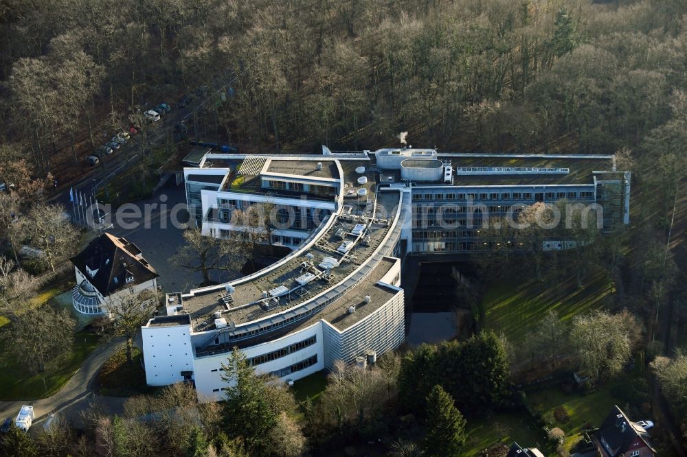 Schwerin from above - Complex of buildings with satellite dishes on the transmitter broadcasting center NDR Landesfunkhaus in Schwerin in the state Mecklenburg - Western Pomerania, Germany