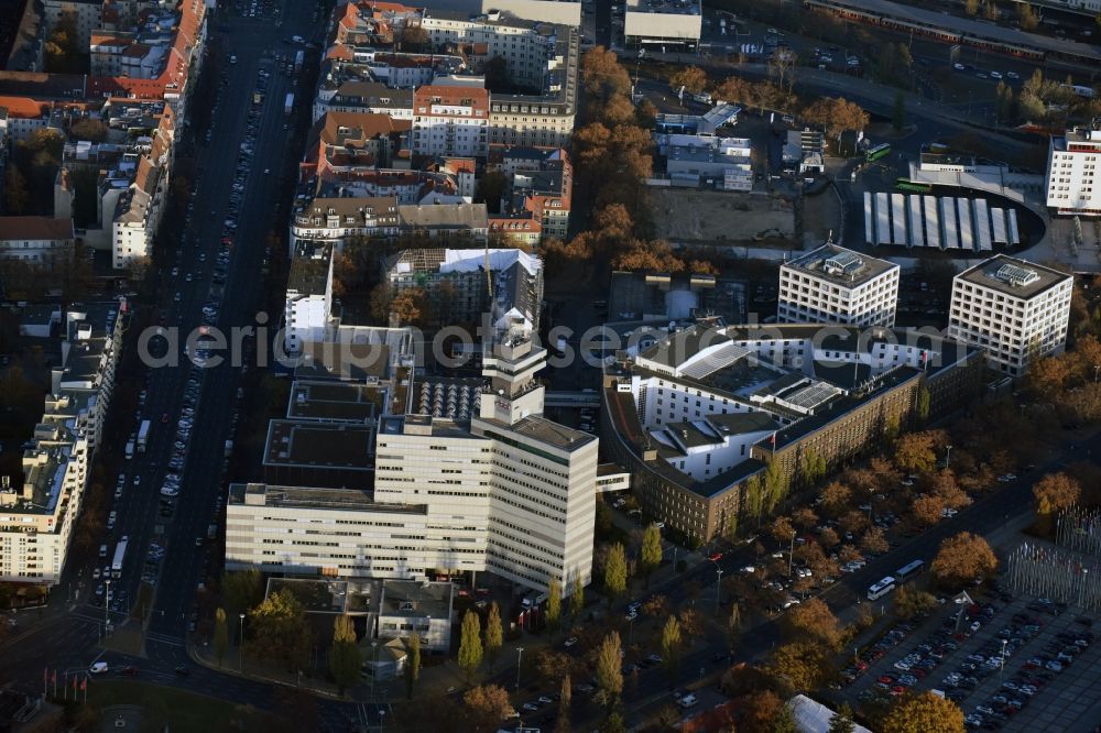 Aerial image Berlin - Complex of buildings broadcasting center RBB Television Center at the square Theodor-Heuss-Platz in Berlin-Westend and seat of the Rundfunk Berlin-Brandenburg RBB. In the picture as well the house of broadcasting in Berlin-Westend and seat of the radio Berlin-Brandenburg RBB