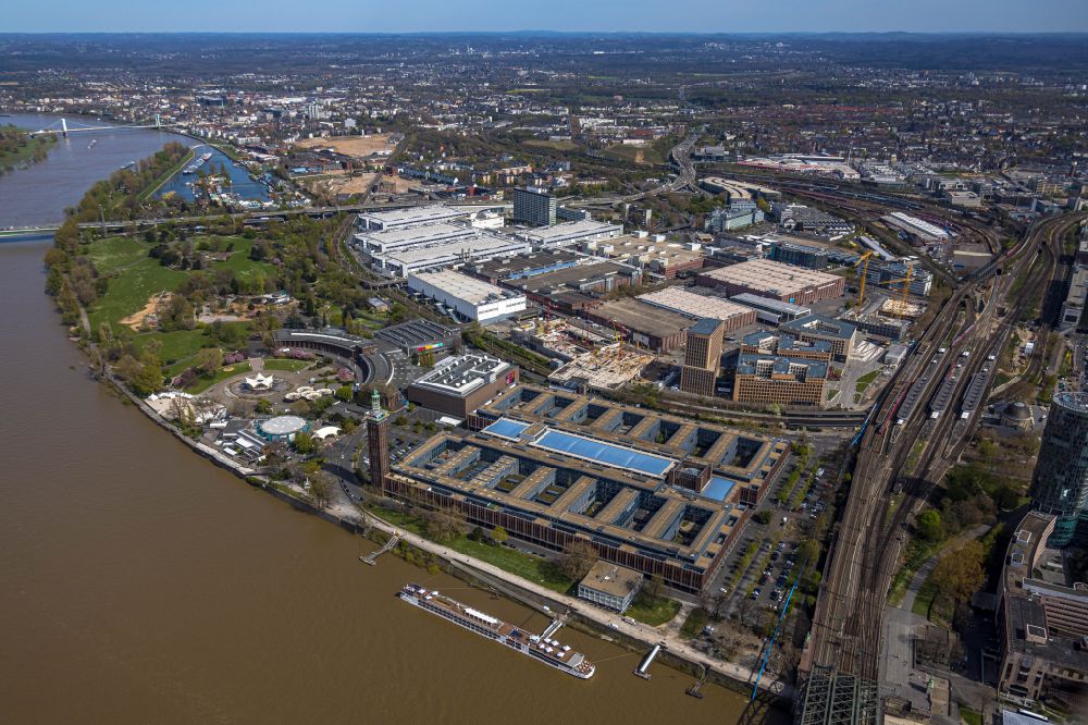 Aerial photograph Köln - Building complex of the broadcaster RTL Television GmbH on Kennedy-Ufer in the district Deutz in Cologne in the state North Rhine-Westphalia, Germany