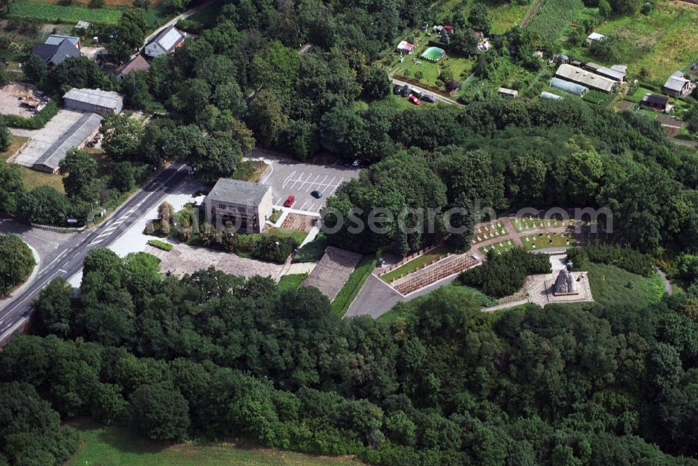Seelow from the bird's eye view: The Seelow Heights Memorial Seelow in the state of Brandenburg. The Battle of the Seelow Heights in April 1945 opened the end of the Second World War