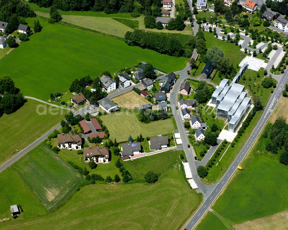 Aerial photograph Bad Steben - Homestead and farm outbuildings on the edge of agricultural fields in Bad Steben Oberfranken in the state Bavaria, Germany