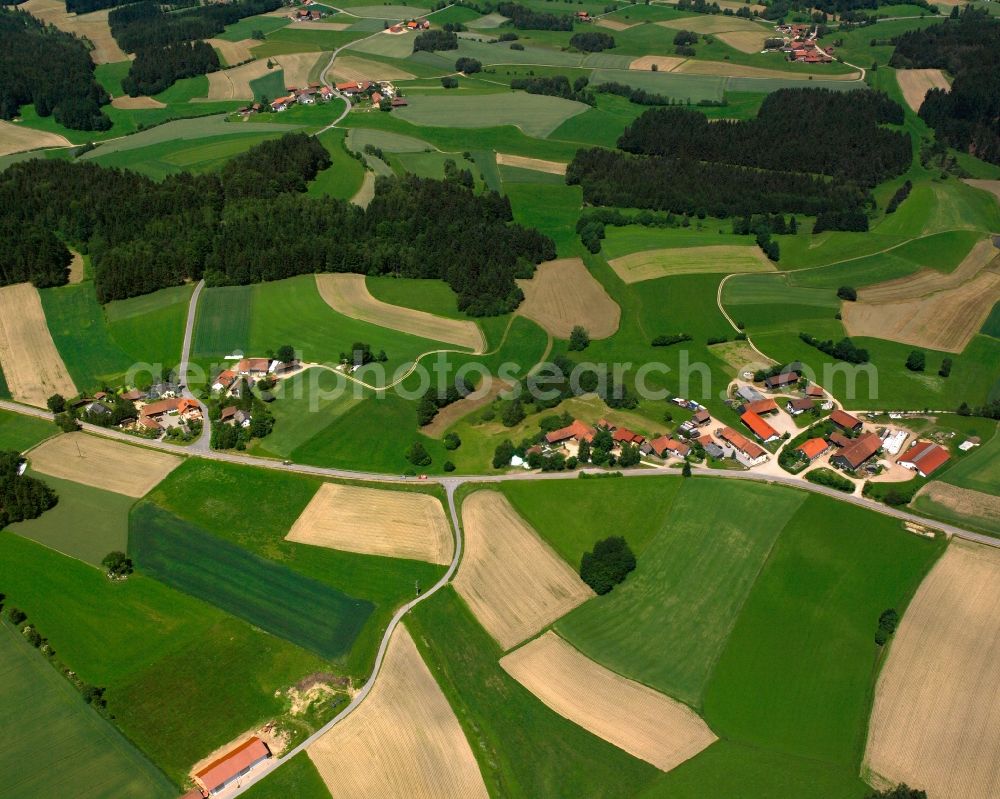 Öd from the bird's eye view: Homestead and farm outbuildings on the edge of agricultural fields in Öd in the state Bavaria, Germany