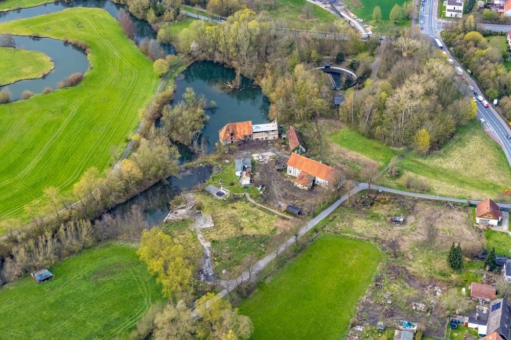 Aerial image Hamm - Ruins of Homestead of a farm on Schlossmuehle in Hamm at Ruhrgebiet in the state North Rhine-Westphalia, Germany