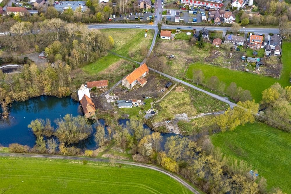 Hamm from above - Ruins of Homestead of a farm on Schlossmuehle in Hamm at Ruhrgebiet in the state North Rhine-Westphalia, Germany
