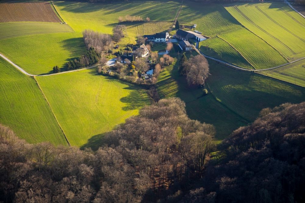 Aerial image Wülfrath - Homestead of a farm in Wuelfrath in the state North Rhine-Westphalia, Germany