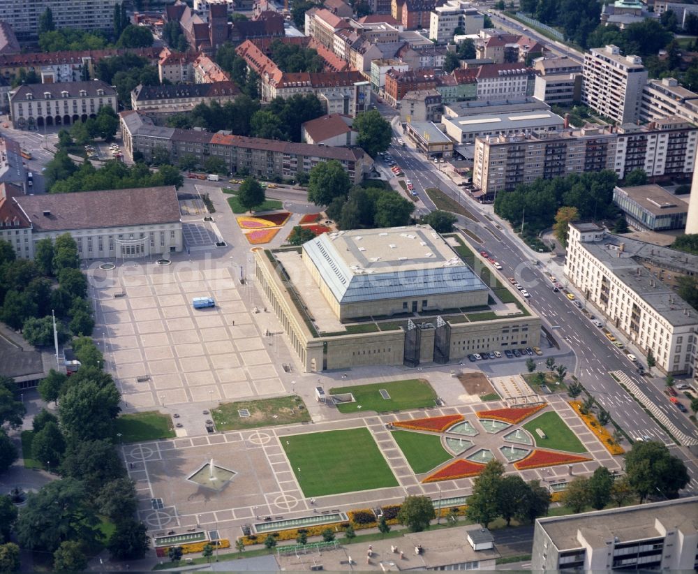 Karlsruhe from the bird's eye view: Event and music-concert grounds of the Arena Stadthalle in the district Suedweststadt in Karlsruhe in the state Baden-Wuerttemberg, Germany