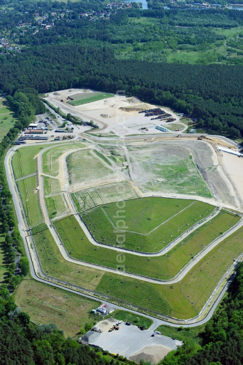 Aerial photograph Germendorf - Site of heaped landfill on Hohenbrucher Strasse in Germendorf in the state Brandenburg, Germany