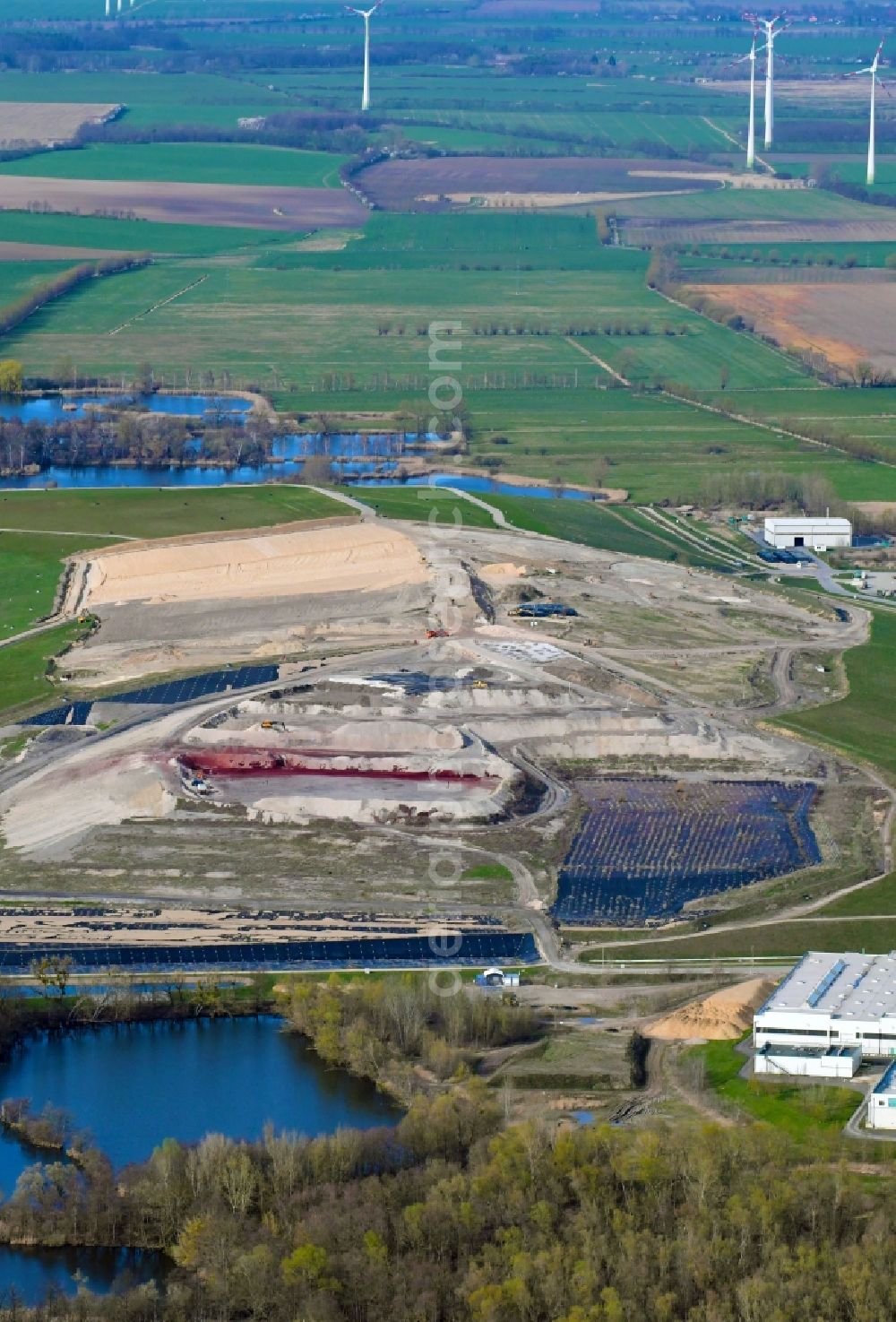 Aerial image Ketzin - Site of heaped landfill of MEAB a?? Maerkische Entsorgungsanlagen-Betriebsgesellschaft mbH in Ketzin in the state Brandenburg, Germany