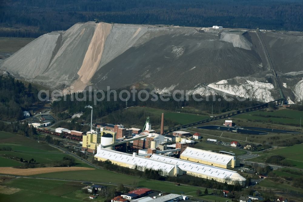 Aerial photograph Neuhof - Site of the mining stockpile for potash and salt production K+S Kali GmbH Am Kaliwerk in Neuhof in the state Hesse