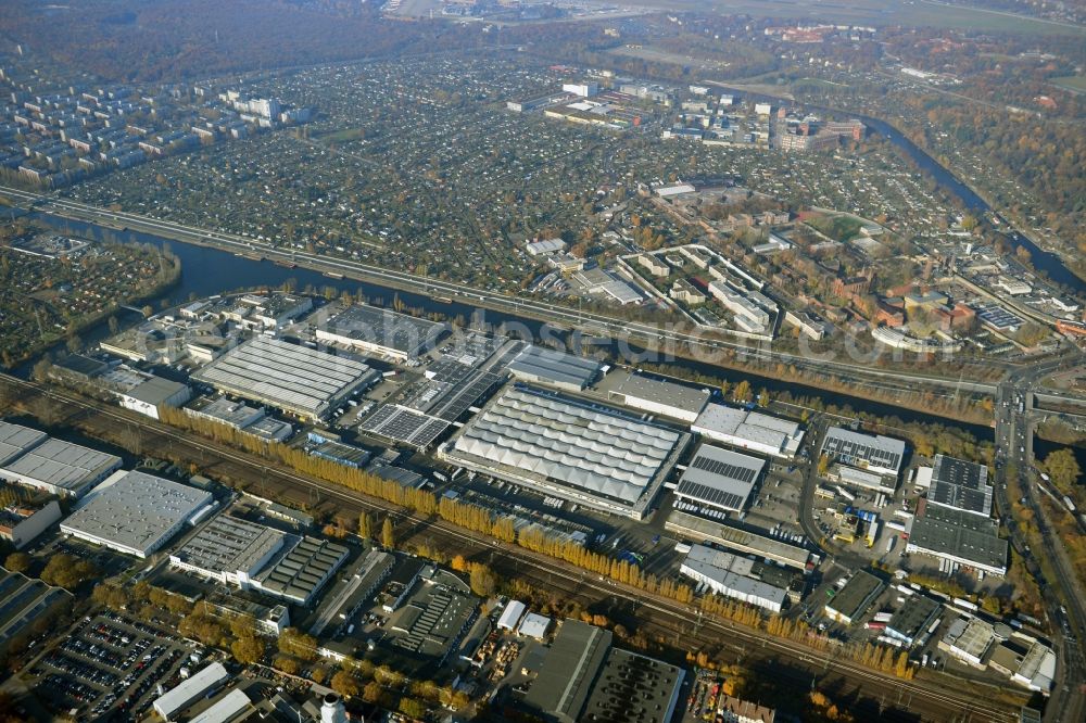 Aerial image Berlin - View of at the site of the Berlin wholesale market at the Beusselstrasse in Berlin