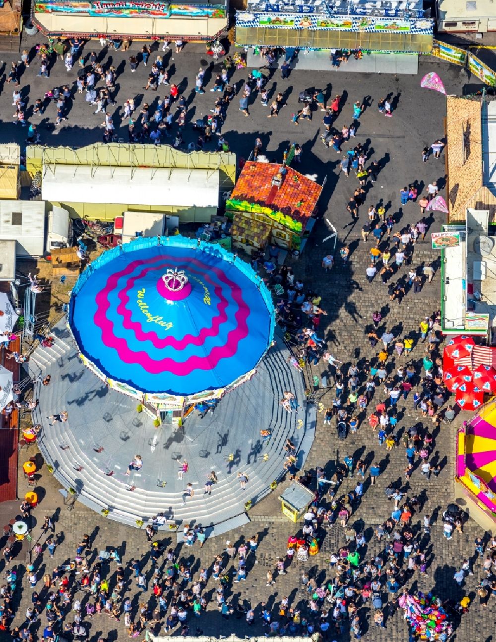 Herne from above - Area of the funfair Cranger Kirmes in Herne in the state North Rhine-Westphalia, Germany