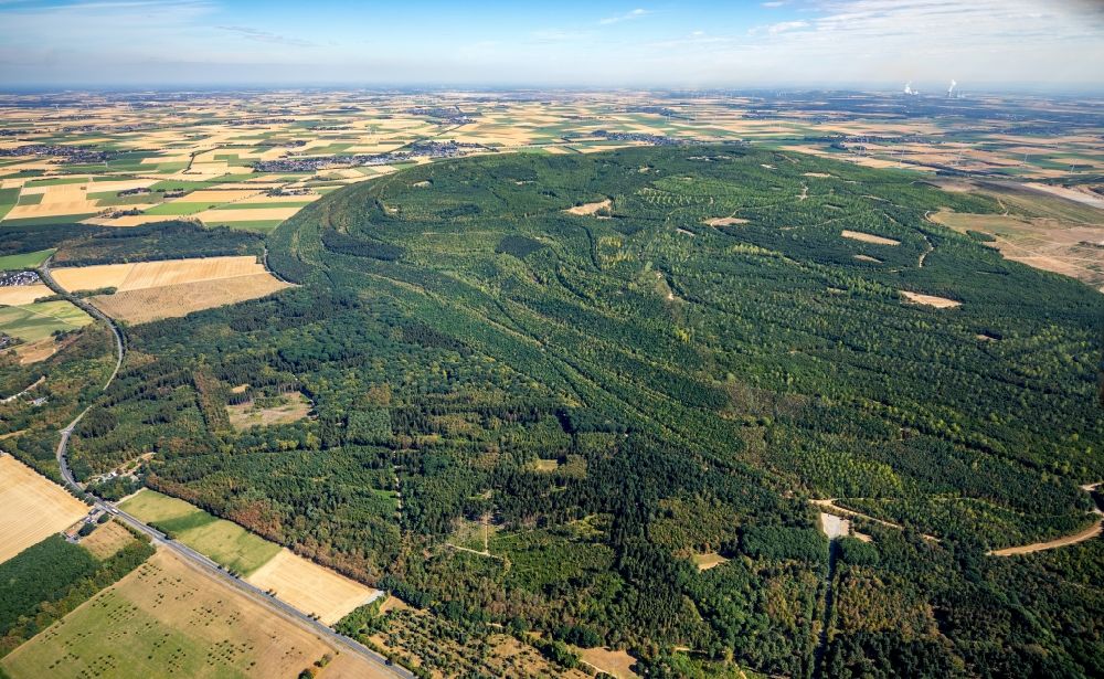 Aerial image Niederzier - Reclamation site of the former mining dump Garzweiler in Niederzier in the state North Rhine-Westphalia, Germany