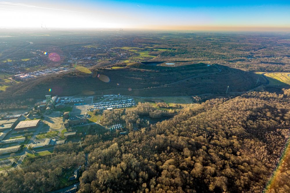 Bottrop from the bird's eye view: reclamation site of the former mining dump Haniel in Bottrop at Ruhrgebiet in the state North Rhine-Westphalia