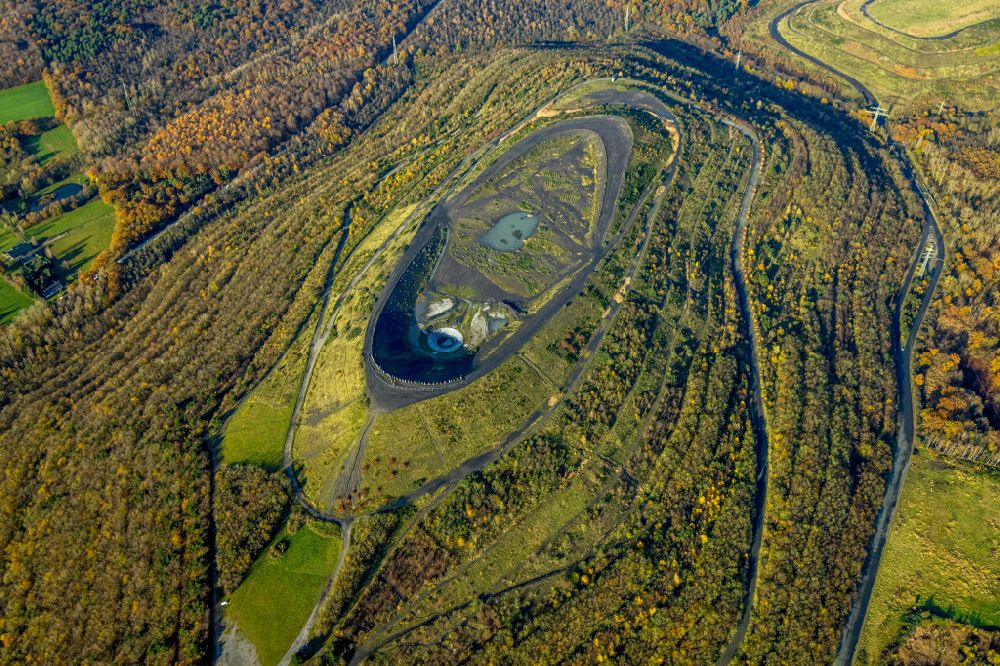 Bottrop from above - Reclamation site of the former mining dump Haniel in Bottrop in the state North Rhine-Westphalia
