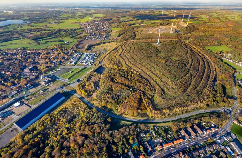 Aerial image Dinslaken - Reclamation site of the former mining dump Lohberg in the district Oberlohberg in Dinslaken in the state North Rhine-Westphalia, Germany