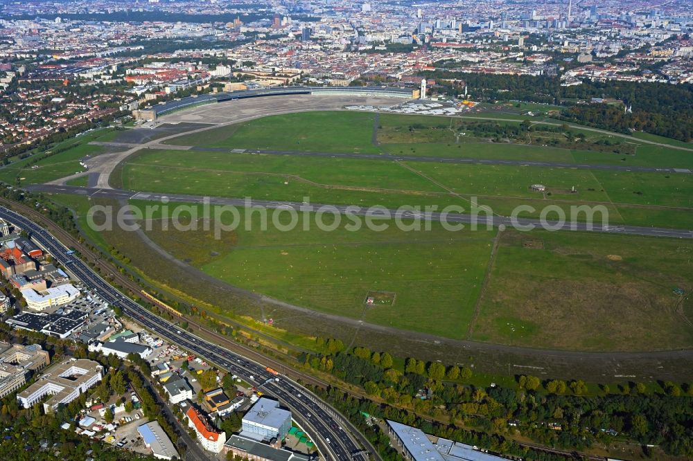 Aerial image Berlin - Premises of the former airport Berlin-Tempelhof Tempelhofer Freiheit in the Tempelhof part of Berlin, Germany