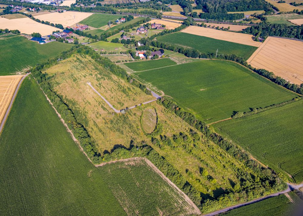 Aerial image Hamm-Heessen - Site of the former Westfalen Schacht 7 colliery in Ennigerberg in Hamm-Heessen in the state North Rhine-Westphalia, Germany