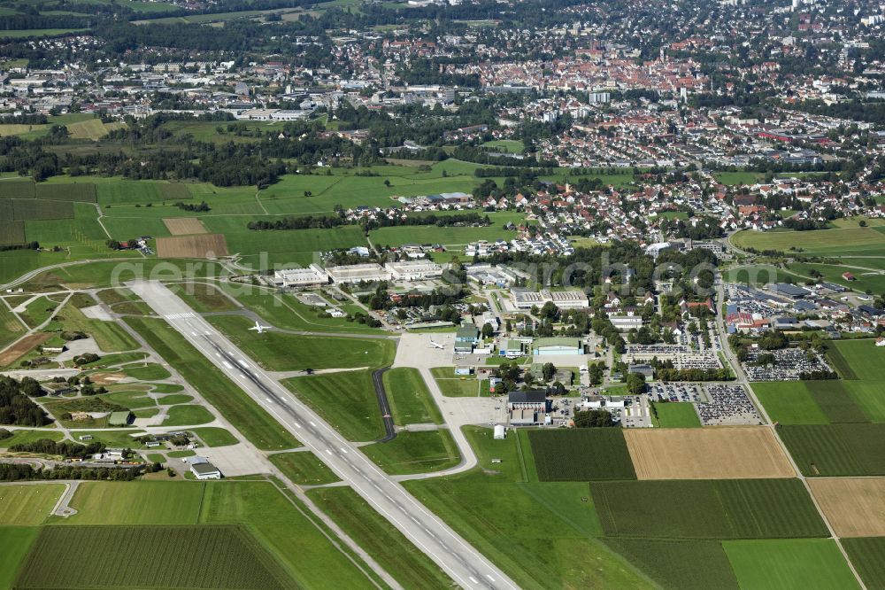 Aerial photograph Memmingerberg - Runway with hangar taxiways and terminals on the grounds of the airport Allgaeu - Airport on street Am Flughafen in Memmingerberg in the state Bavaria, Germany