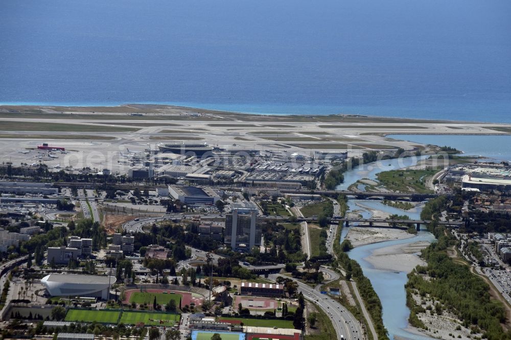 Aerial photograph Nizza - Nice - Runway with hangar taxiways and terminals on the grounds of the airport in Nice in Provence-Alpes-Cote d'Azur, France