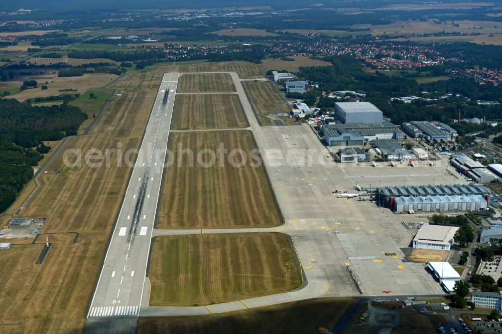 Dresden from the bird's eye view: Runway with hangar taxiways and terminals on the grounds of the airport in the district Klotzsche in Dresden in the state Saxony, Germany