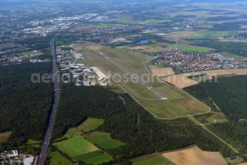 Aerial image Braunschweig - Runway with hangar taxiways and terminals on the grounds of the airport in the district Waggum in Brunswick in the state Lower Saxony, Germany