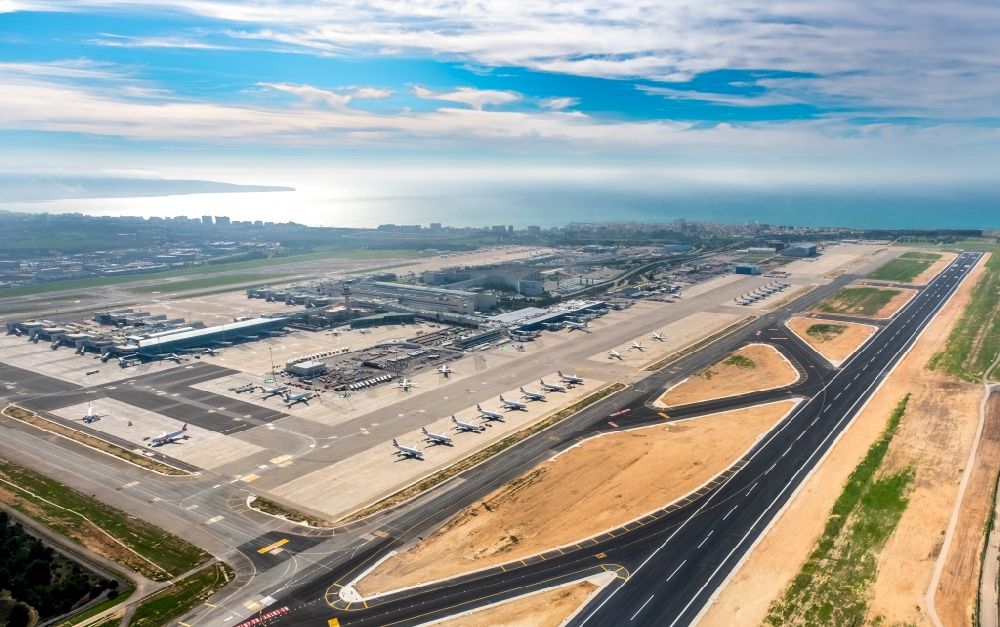Palma from above - Runway with hangar taxiways and terminals on the grounds of the airport Palma de Mallorca in Palma in Balearische Insel Mallorca, Spain