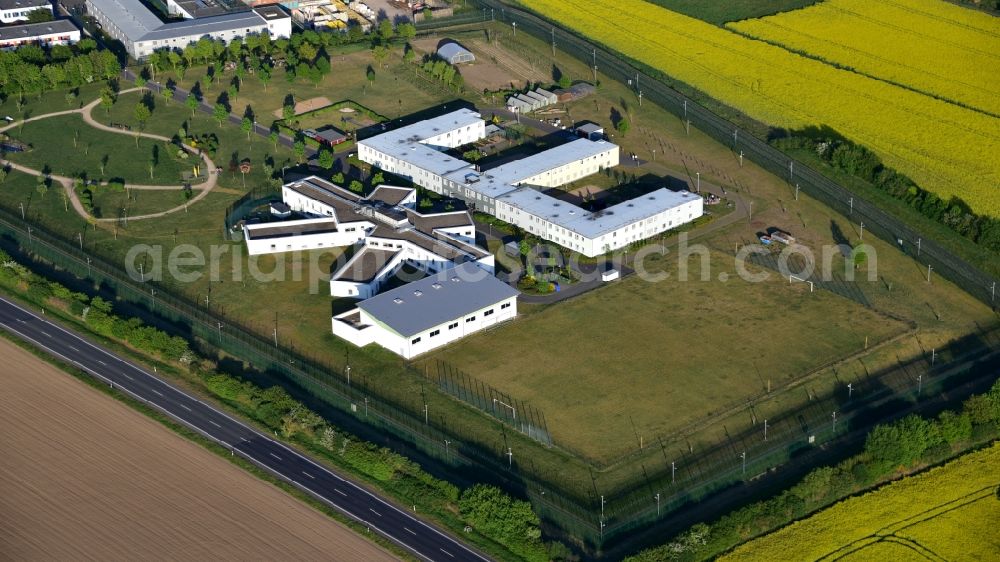 Aerial photograph Andernach - Security fencing on the grounds of forensics - psychiatry Klinik Nette-Gut fuer Forensische Psychiatrie in Weissenthurm in the state Rhineland-Palatinate, Germany