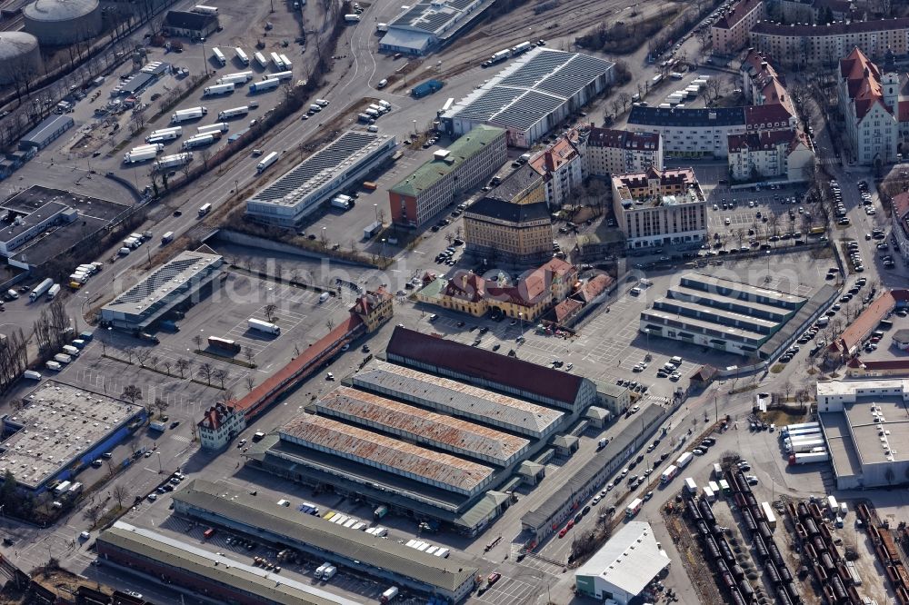 Aerial image München - 2017-02-27 Grounds of the wholesale market hall in Munich Sendling in the state of Bavaria. The Grossmarkthalle at Schaeftlarnstrasse near the river Isar is a market for food and flowers