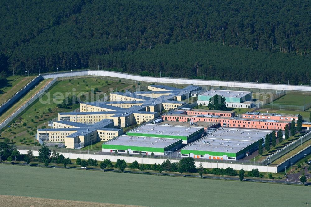 Aerial photograph Burg - Prison grounds and high security fence Prison in Burg in the state Saxony-Anhalt