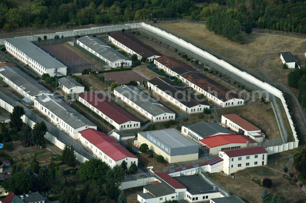 Aerial image Volkstedt - Prison grounds and high security fence Prison Am Sandberg in Volkstedt in the state Saxony-Anhalt
