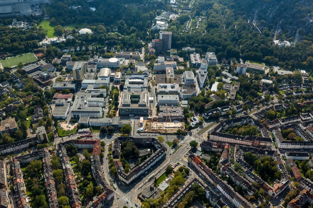 Essen from the bird's eye view: Grounds of the hospital area of ​​the University Hospital in Essen in North Rhine-Westphalia